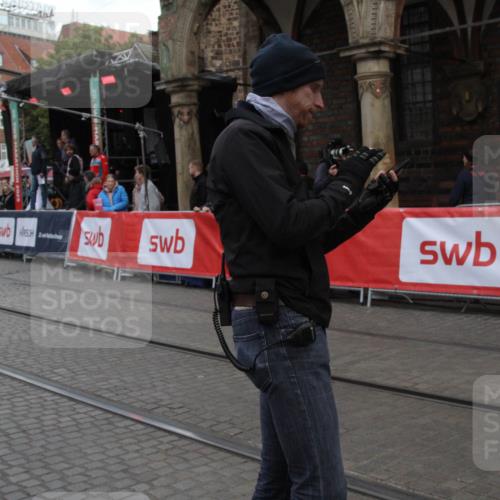 05.10.2025 - 20. swb-Marathon Bremen Yannick Fuchs http://msf.ph/oto/9318786 05.10.2025 11:29:04 Ziel  meine-sportfotos.de