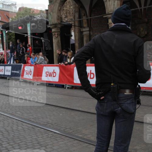 05.10.2025 - 20. swb-Marathon Bremen Yannick Fuchs http://msf.ph/oto/9318792 05.10.2025 11:29:07 Ziel  meine-sportfotos.de