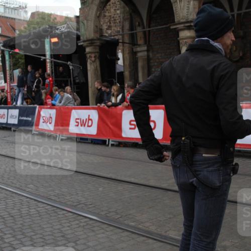 05.10.2025 - 20. swb-Marathon Bremen Yannick Fuchs http://msf.ph/oto/9318795 05.10.2025 11:29:08 Ziel  meine-sportfotos.de
