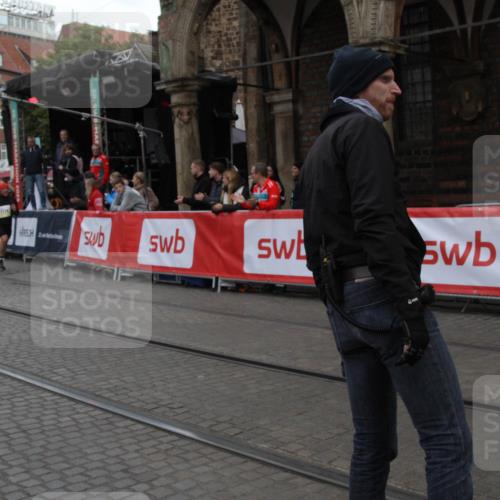 05.10.2025 - 20. swb-Marathon Bremen Yannick Fuchs http://msf.ph/oto/9318801 05.10.2025 11:29:10 Ziel 7174 meine-sportfotos.de