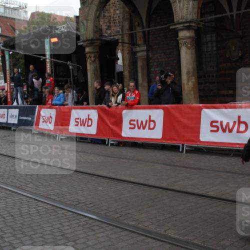 05.10.2025 - 20. swb-Marathon Bremen Yannick Fuchs http://msf.ph/oto/9318847 05.10.2025 11:29:28 Ziel 10482 meine-sportfotos.de
