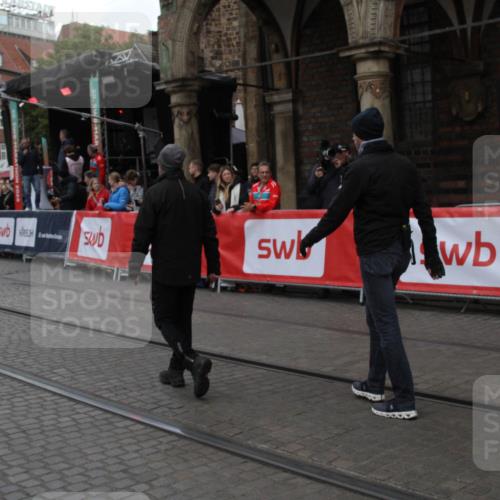 05.10.2025 - 20. swb-Marathon Bremen Yannick Fuchs http://msf.ph/oto/9318854 05.10.2025 11:29:30 Ziel  meine-sportfotos.de