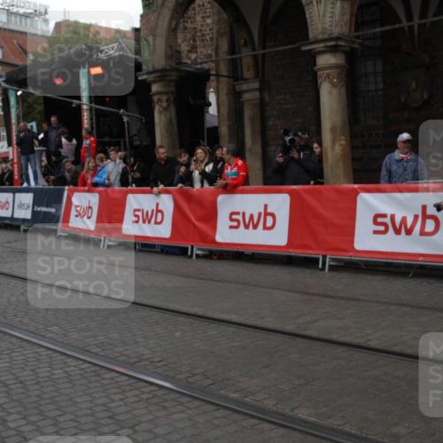05.10.2025 - 20. swb-Marathon Bremen Yannick Fuchs http://msf.ph/oto/9318882 05.10.2025 11:29:42 Ziel  meine-sportfotos.de