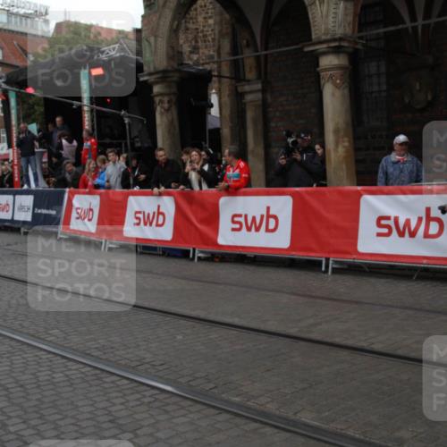 05.10.2025 - 20. swb-Marathon Bremen Yannick Fuchs http://msf.ph/oto/9318884 05.10.2025 11:29:43 Ziel  meine-sportfotos.de