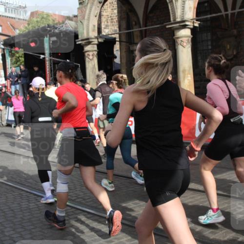 05.10.2025 - 20. swb-Marathon Bremen Yannick Fuchs http://msf.ph/oto/9318914 05.10.2025 11:32:41 Ziel  meine-sportfotos.de