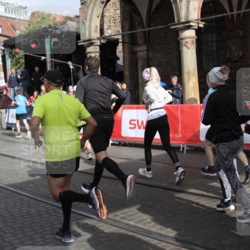 05.10.2025 - 20. swb-Marathon Bremen Yannick Fuchs http://msf.ph/oto/9318918 05.10.2025 11:32:44 Ziel  meine-sportfotos.de
