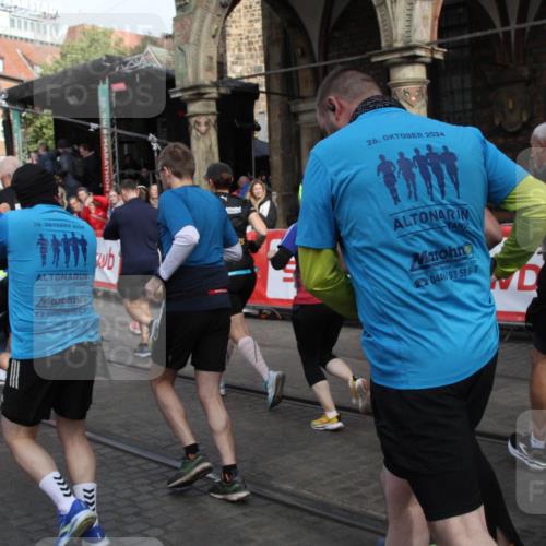 05.10.2025 - 20. swb-Marathon Bremen Yannick Fuchs http://msf.ph/oto/9318958 05.10.2025 11:33:04 Ziel  meine-sportfotos.de