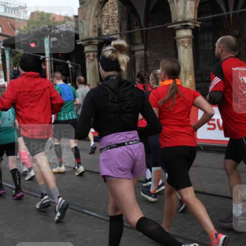05.10.2025 - 20. swb-Marathon Bremen Yannick Fuchs http://msf.ph/oto/9318968 05.10.2025 11:33:09 Ziel  meine-sportfotos.de