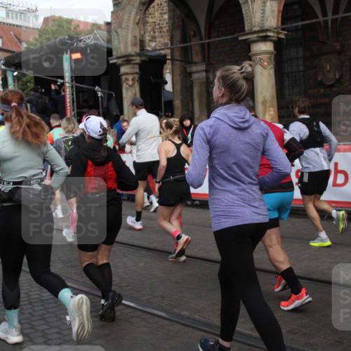 05.10.2025 - 20. swb-Marathon Bremen Yannick Fuchs http://msf.ph/oto/9318991 05.10.2025 11:33:17 Ziel  meine-sportfotos.de