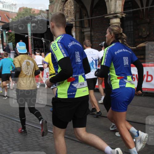 05.10.2025 - 20. swb-Marathon Bremen Yannick Fuchs http://msf.ph/oto/9319079 05.10.2025 11:33:53 Ziel  meine-sportfotos.de