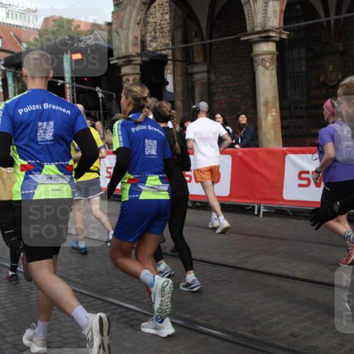 05.10.2025 - 20. swb-Marathon Bremen Yannick Fuchs http://msf.ph/oto/9319080 05.10.2025 11:33:54 Ziel  meine-sportfotos.de