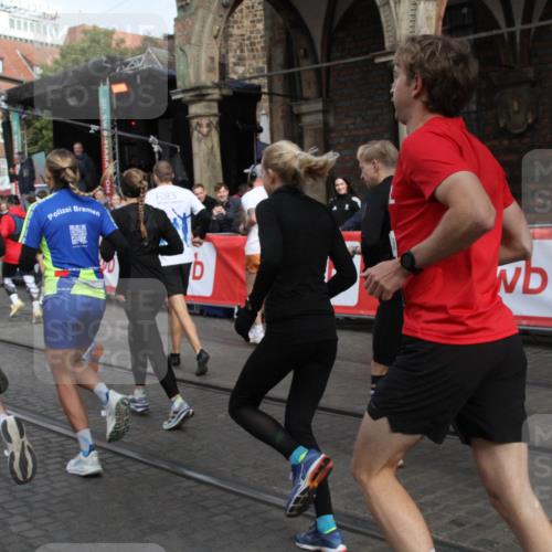 05.10.2025 - 20. swb-Marathon Bremen Yannick Fuchs http://msf.ph/oto/9319081 05.10.2025 11:33:54 Ziel  meine-sportfotos.de