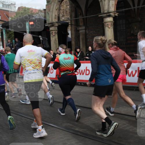 05.10.2025 - 20. swb-Marathon Bremen Yannick Fuchs http://msf.ph/oto/9319135 05.10.2025 11:34:20 Ziel  meine-sportfotos.de