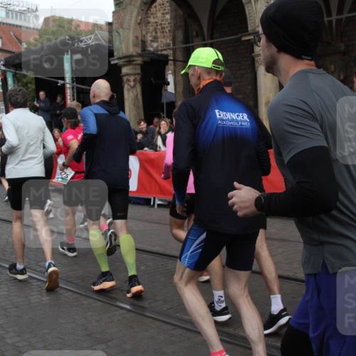 05.10.2025 - 20. swb-Marathon Bremen Yannick Fuchs http://msf.ph/oto/9319194 05.10.2025 11:34:47 Ziel  meine-sportfotos.de