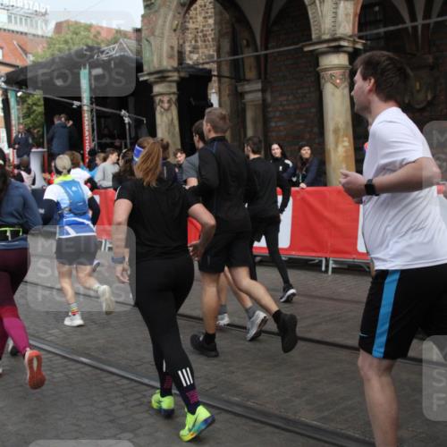 05.10.2025 - 20. swb-Marathon Bremen Yannick Fuchs http://msf.ph/oto/9319271 05.10.2025 11:35:20 Ziel  meine-sportfotos.de