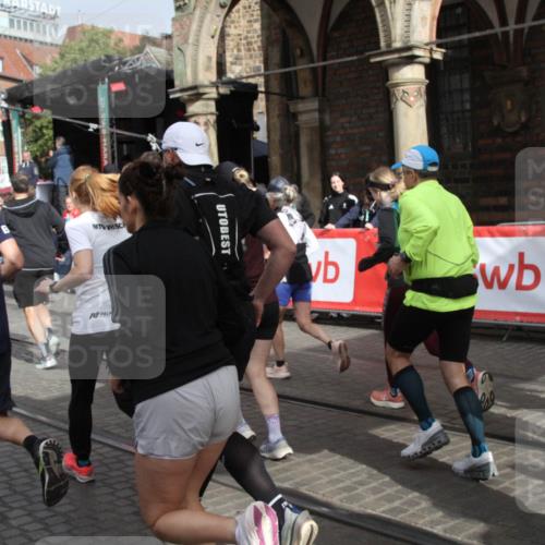 05.10.2025 - 20. swb-Marathon Bremen Yannick Fuchs http://msf.ph/oto/9319288 05.10.2025 11:35:29 Ziel  meine-sportfotos.de