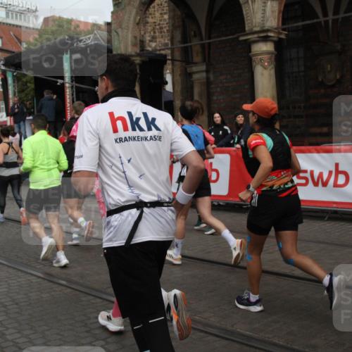 05.10.2025 - 20. swb-Marathon Bremen Yannick Fuchs http://msf.ph/oto/9319340 05.10.2025 11:35:50 Ziel  meine-sportfotos.de