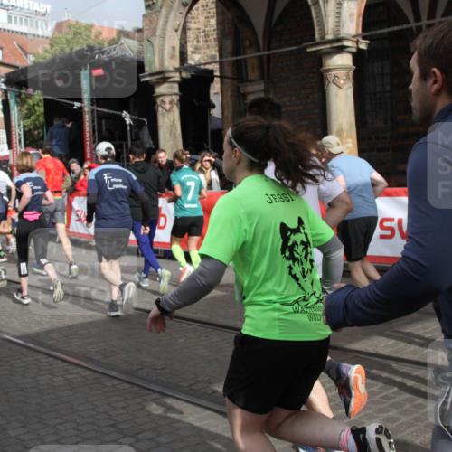 05.10.2025 - 20. swb-Marathon Bremen Yannick Fuchs http://msf.ph/oto/9319437 05.10.2025 11:36:31 Ziel  meine-sportfotos.de