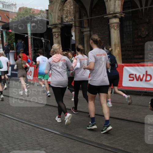 05.10.2025 - 20. swb-Marathon Bremen Yannick Fuchs http://msf.ph/oto/9319472 05.10.2025 11:36:46 Ziel  meine-sportfotos.de