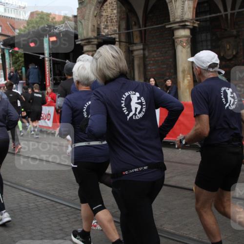 05.10.2025 - 20. swb-Marathon Bremen Yannick Fuchs http://msf.ph/oto/9319532 05.10.2025 11:37:11 Ziel  meine-sportfotos.de