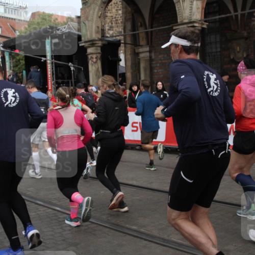 05.10.2025 - 20. swb-Marathon Bremen Yannick Fuchs http://msf.ph/oto/9319560 05.10.2025 11:37:24 Ziel  meine-sportfotos.de