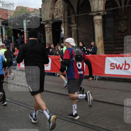 05.10.2025 - 20. swb-Marathon Bremen Yannick Fuchs http://msf.ph/oto/9319608 05.10.2025 11:37:41 Ziel  meine-sportfotos.de