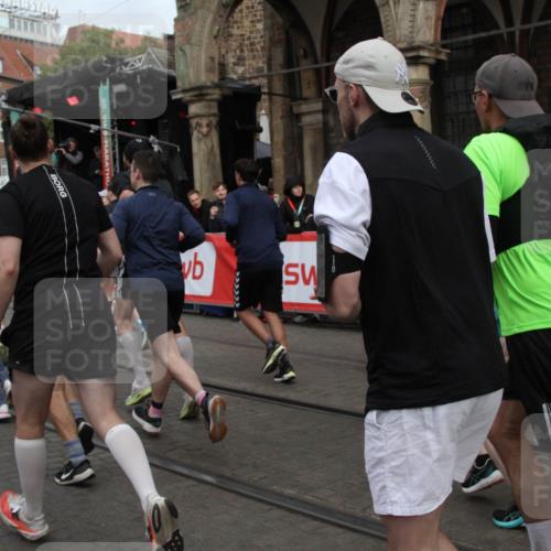 05.10.2025 - 20. swb-Marathon Bremen Yannick Fuchs http://msf.ph/oto/9319624 05.10.2025 11:37:46 Ziel  meine-sportfotos.de