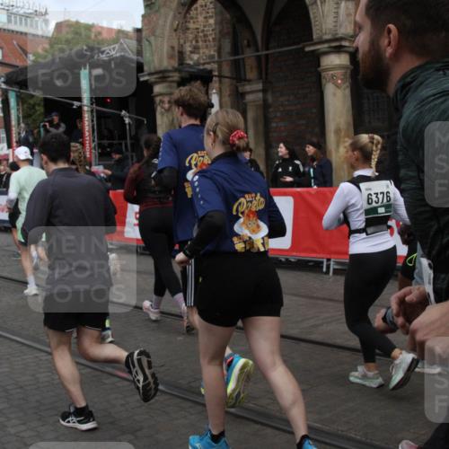 05.10.2025 - 20. swb-Marathon Bremen Yannick Fuchs http://msf.ph/oto/9319655 05.10.2025 11:37:57 Ziel  meine-sportfotos.de