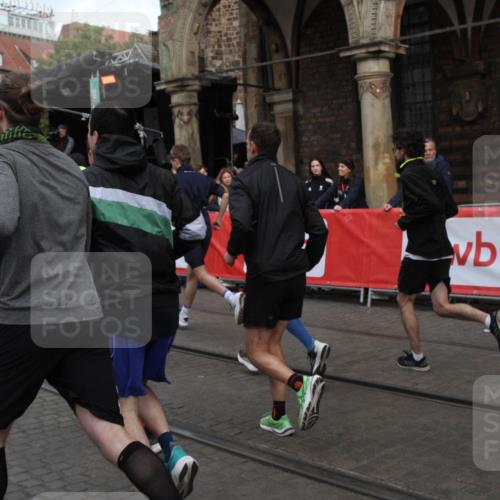 05.10.2025 - 20. swb-Marathon Bremen Yannick Fuchs http://msf.ph/oto/9319708 05.10.2025 11:38:17 Ziel  meine-sportfotos.de