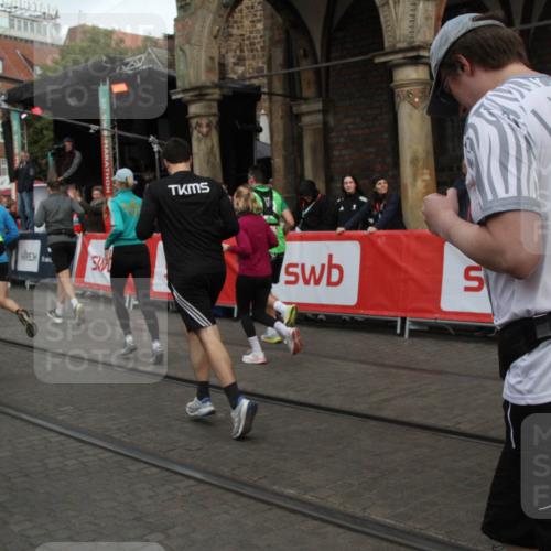 05.10.2025 - 20. swb-Marathon Bremen Yannick Fuchs http://msf.ph/oto/9319719 05.10.2025 11:38:21 Ziel  meine-sportfotos.de