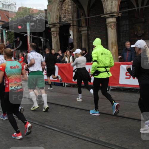05.10.2025 - 20. swb-Marathon Bremen Yannick Fuchs http://msf.ph/oto/9319724 05.10.2025 11:38:23 Ziel  meine-sportfotos.de