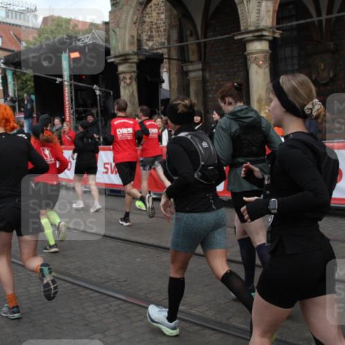 05.10.2025 - 20. swb-Marathon Bremen Yannick Fuchs http://msf.ph/oto/9319747 05.10.2025 11:38:30 Ziel  meine-sportfotos.de