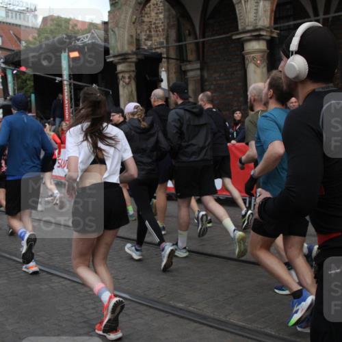 05.10.2025 - 20. swb-Marathon Bremen Yannick Fuchs http://msf.ph/oto/9319793 05.10.2025 11:38:47 Ziel  meine-sportfotos.de
