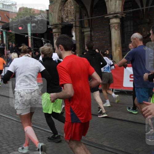 05.10.2025 - 20. swb-Marathon Bremen Yannick Fuchs http://msf.ph/oto/9319868 05.10.2025 11:39:14 Ziel  meine-sportfotos.de
