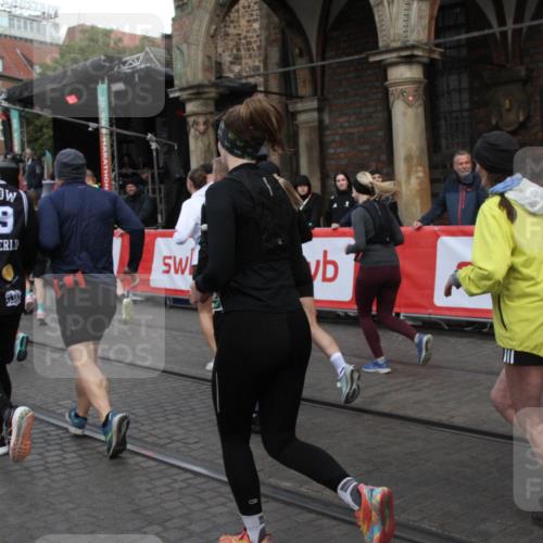 05.10.2025 - 20. swb-Marathon Bremen Yannick Fuchs http://msf.ph/oto/9319881 05.10.2025 11:39:19 Ziel  meine-sportfotos.de