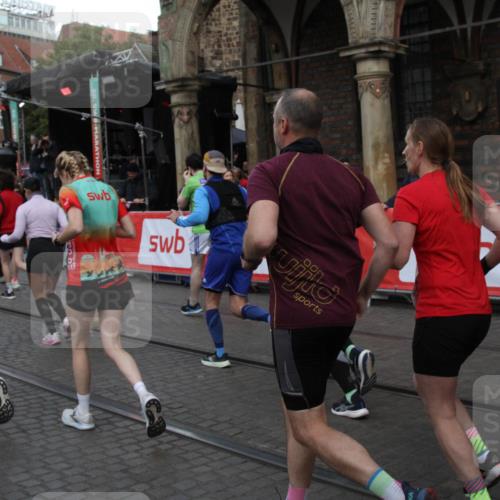 05.10.2025 - 20. swb-Marathon Bremen Yannick Fuchs http://msf.ph/oto/9319914 05.10.2025 11:39:31 Ziel  meine-sportfotos.de