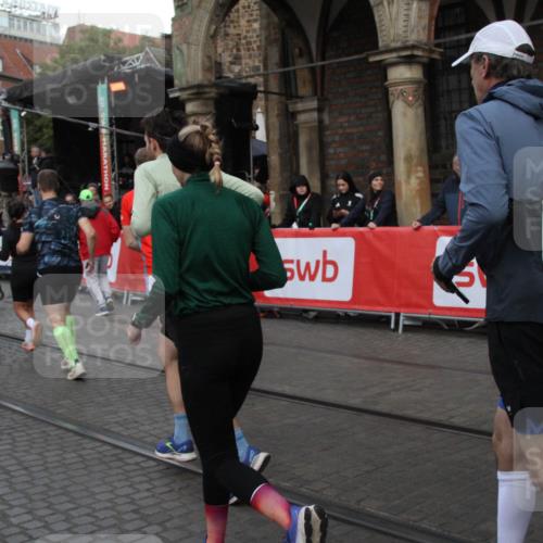 05.10.2025 - 20. swb-Marathon Bremen Yannick Fuchs http://msf.ph/oto/9319933 05.10.2025 11:39:38 Ziel  meine-sportfotos.de