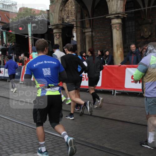 05.10.2025 - 20. swb-Marathon Bremen Yannick Fuchs http://msf.ph/oto/9320021 05.10.2025 11:40:10 Ziel  meine-sportfotos.de