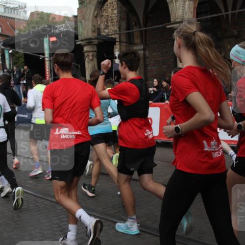 05.10.2025 - 20. swb-Marathon Bremen Yannick Fuchs http://msf.ph/oto/9320044 05.10.2025 11:40:18 Ziel  meine-sportfotos.de