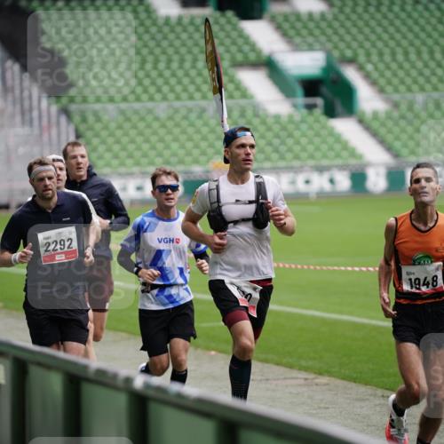 05.10.2025 - 20. swb-Marathon Bremen Michael Burmester http://msf.ph/oto/9323838 05.10.2025 12:12:55 Laufen im Stadion 529, 542, 600, 717, 1113, 1437, 1509, 1948, 2053, 2159, 2292 meine-sportfotos.de