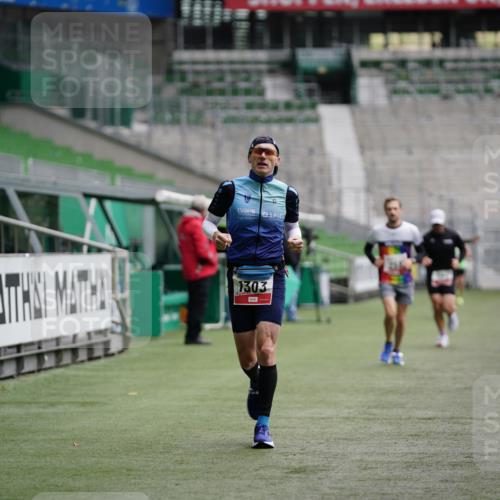 05.10.2025 - 20. swb-Marathon Bremen Michael Burmester http://msf.ph/oto/9324514 05.10.2025 12:27:41 Laufen im Stadion 258, 303, 593, 758, 1303, 1334, 1687, 2175, 1571, 1700, 1969 meine-sportfotos.de