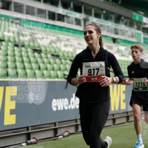 05.10.2025 - 20. swb-Marathon Bremen Michael Burmester http://msf.ph/oto/9325114 05.10.2025 12:44:23 Laufen im Stadion 288, 329, 506, 539, 548, 642, 657, 917, 1196, 2092, 2188, 2249, 3150, 3219, 3251, 3982, 4422, 5908, 6633, 7099, 7373, 7525, 7949, 8030, 8169, 8351, 8382, 577, 706, 1992, 2967, 3435, 3580, 4369, 4631, 4867, 5014, 5287, 5495, 5988, 6224, 6385, 6912, 7816, 7834, 8275, 8593, 9095 meine-sportfotos.de