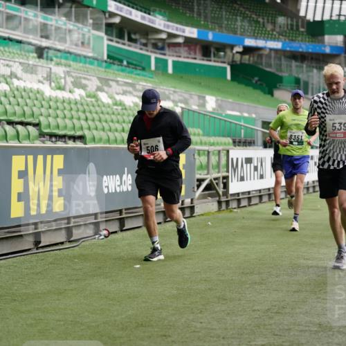 05.10.2025 - 20. swb-Marathon Bremen Michael Burmester http://msf.ph/oto/9325130 05.10.2025 12:44:27 Laufen im Stadion 288, 329, 506, 539, 548, 642, 657, 917, 1196, 2013, 2092, 2188, 2249, 3150, 3219, 3251, 3982, 4422, 5908, 6633, 7099, 7373, 7525, 7949, 8030, 8169, 8351, 8382, 288, 577, 706, 1992, 2967, 3435, 4369, 4631, 4867, 5014, 5287, 5495, 5988, 6385, 6912, 7816, 7834, 8275, 8593, 9095 meine-sportfotos.de