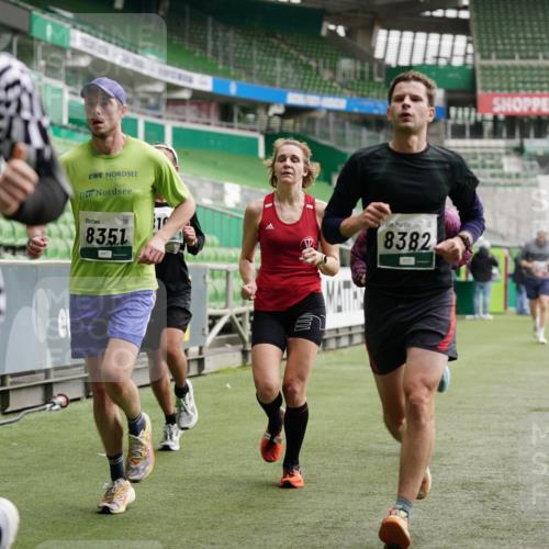 05.10.2025 - 20. swb-Marathon Bremen Michael Burmester http://msf.ph/oto/9325163 05.10.2025 12:44:29 Laufen im Stadion 329, 506, 539, 548, 642, 657, 819, 917, 1196, 2013, 2092, 2188, 2249, 3150, 3219, 3251, 3982, 4358, 4422, 5908, 6633, 7099, 7373, 7525, 7949, 8030, 8169, 8351, 8382, 288, 706, 1992, 2967, 3435, 4369, 4631, 4867, 5014, 5287, 5495, 5988, 6385, 6912, 7816, 8275, 8593, 9095 meine-sportfotos.de