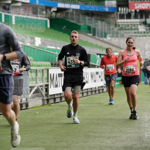 05.10.2025 - 20. swb-Marathon Bremen Michael Burmester http://msf.ph/oto/9325226 05.10.2025 12:44:38 Laufen im Stadion 109, 329, 506, 539, 548, 642, 657, 819, 917, 1196, 1631, 2013, 2092, 2188, 2249, 2719, 3150, 3219, 3251, 3342, 3982, 4358, 4422, 5908, 6302, 6633, 7099, 7373, 7525, 7949, 8030, 8169, 8351, 8382, 288, 1992, 5014, 8275 meine-sportfotos.de