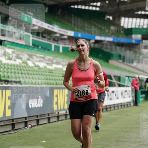 05.10.2025 - 20. swb-Marathon Bremen Michael Burmester http://msf.ph/oto/9325241 05.10.2025 12:44:41 Laufen im Stadion 109, 329, 506, 539, 548, 642, 657, 819, 917, 1631, 2013, 2092, 2188, 2666, 2719, 3150, 3219, 3251, 3342, 3982, 4358, 4422, 5908, 6302, 6633, 7099, 7373, 7525, 7949, 8030, 8169, 8351, 8382, 288, 1196, 1992, 2249, 8275 meine-sportfotos.de