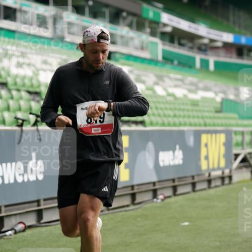 05.10.2025 - 20. swb-Marathon Bremen Michael Burmester http://msf.ph/oto/9325307 05.10.2025 12:44:48 Laufen im Stadion 109, 329, 506, 539, 642, 657, 819, 917, 1055, 1631, 2013, 2092, 2188, 2666, 2719, 3150, 3219, 3251, 3327, 3342, 3982, 4358, 4422, 4571, 6302, 6633, 6996, 7099, 7373, 7525, 8169, 8351, 8382, 8828, 9130, 548, 1196, 2249, 5908, 7373, 7949, 8030 meine-sportfotos.de