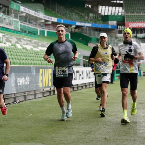 05.10.2025 - 20. swb-Marathon Bremen Michael Burmester http://msf.ph/oto/9325343 05.10.2025 12:44:53 Laufen im Stadion 109, 506, 539, 642, 657, 819, 917, 1055, 1631, 2013, 2188, 2666, 2719, 3150, 3218, 3219, 3251, 3327, 3342, 3982, 4358, 4571, 6302, 6633, 6996, 7099, 7525, 8169, 8351, 8382, 8828, 9130, 329, 548, 1196, 2092, 2249, 4422, 5908, 7373, 7949, 8030 meine-sportfotos.de