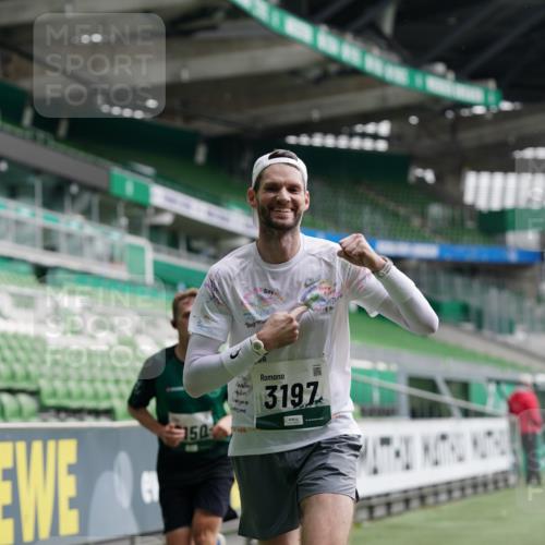 05.10.2025 - 20. swb-Marathon Bremen Michael Burmester http://msf.ph/oto/9325529 05.10.2025 12:45:19 Laufen im Stadion 109, 819, 1055, 1146, 1631, 1790, 1883, 2013, 2188, 2666, 2719, 3197, 3218, 3251, 3327, 3342, 4358, 4571, 4786, 6150, 6302, 6633, 6996, 7440, 8169, 8351, 8747, 8828, 9130, 506, 539, 642, 657, 917, 3150, 3219, 3251, 3982, 6633, 7099, 7525, 8169, 8351, 8382 meine-sportfotos.de