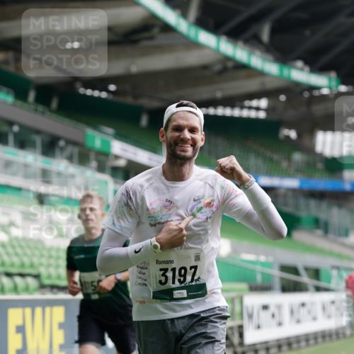 05.10.2025 - 20. swb-Marathon Bremen Michael Burmester http://msf.ph/oto/9325537 05.10.2025 12:45:19 Laufen im Stadion 109, 819, 1055, 1146, 1631, 1790, 1883, 2013, 2188, 2666, 2719, 3197, 3218, 3251, 3327, 3342, 4358, 4571, 4786, 6150, 6302, 6633, 6996, 7440, 8169, 8351, 8747, 8828, 9130, 506, 539, 642, 657, 917, 3150, 3219, 3251, 3982, 6633, 7099, 7525, 8169, 8351, 8382 meine-sportfotos.de